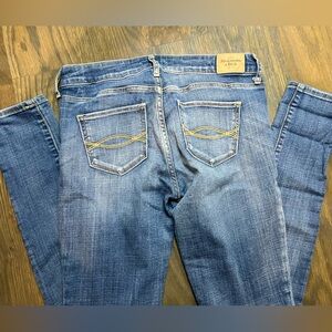 Abercrombie and Fitch size 4R skinny jeans